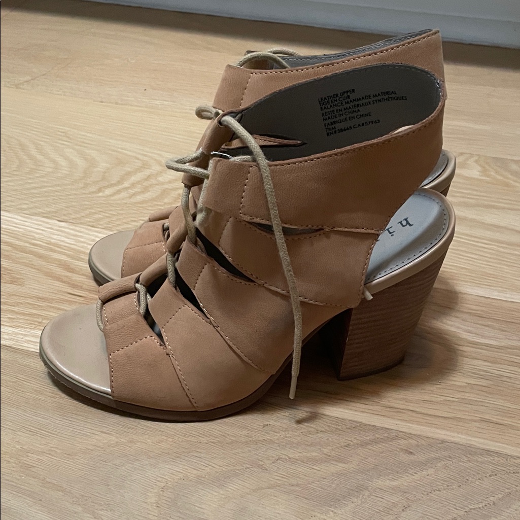 Women’s Hinge Lace-Up Block Heel Sandals - Tan